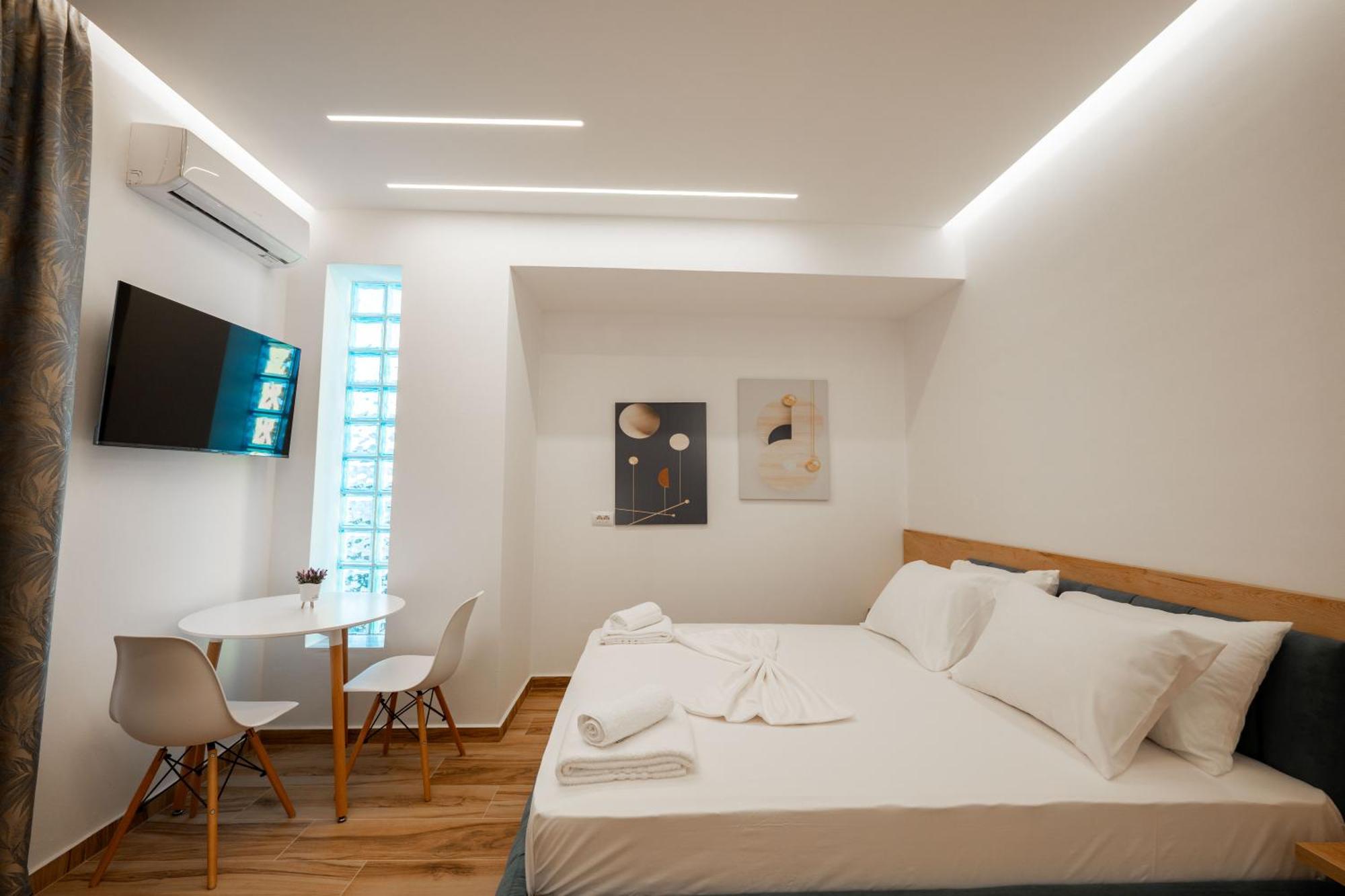 Vila Amare Sarandë Værelse billede