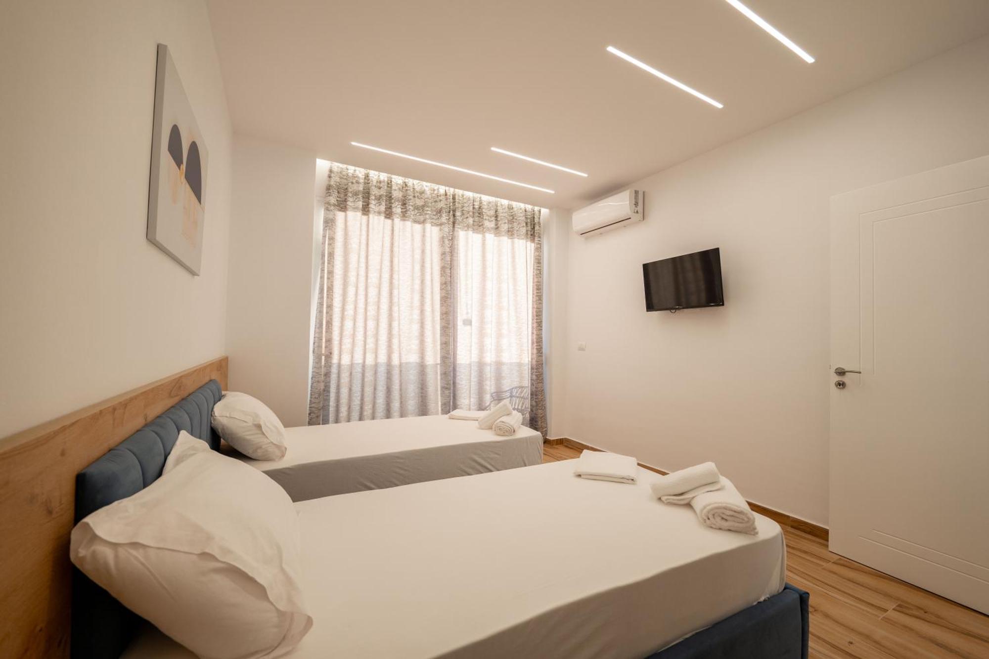 Vila Amare Sarandë Værelse billede